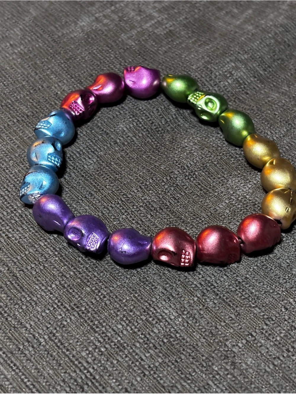 Colorful Metallic Skull Bead Stretch Bracelets - Rainbow Multi - Picture 5 of 7